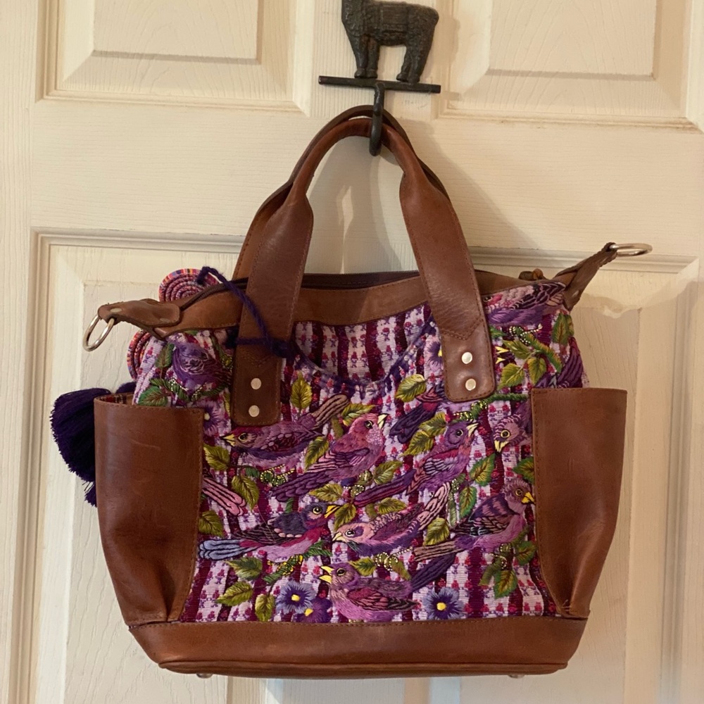 DC mini bumblebee purse